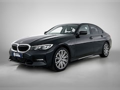 BMW 3-serie - 330e Sport Line | Adaptive Cruise | Trekhaak | Stoelverw. | CarPlay