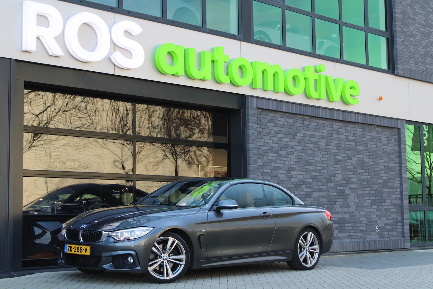 BMW 4-serie Cabrio - 428i M Sport | M-SPORT | H&K | NEKVERWARMING | KEYLESS | MEMORY | NAVI | - AutoWereld.nl