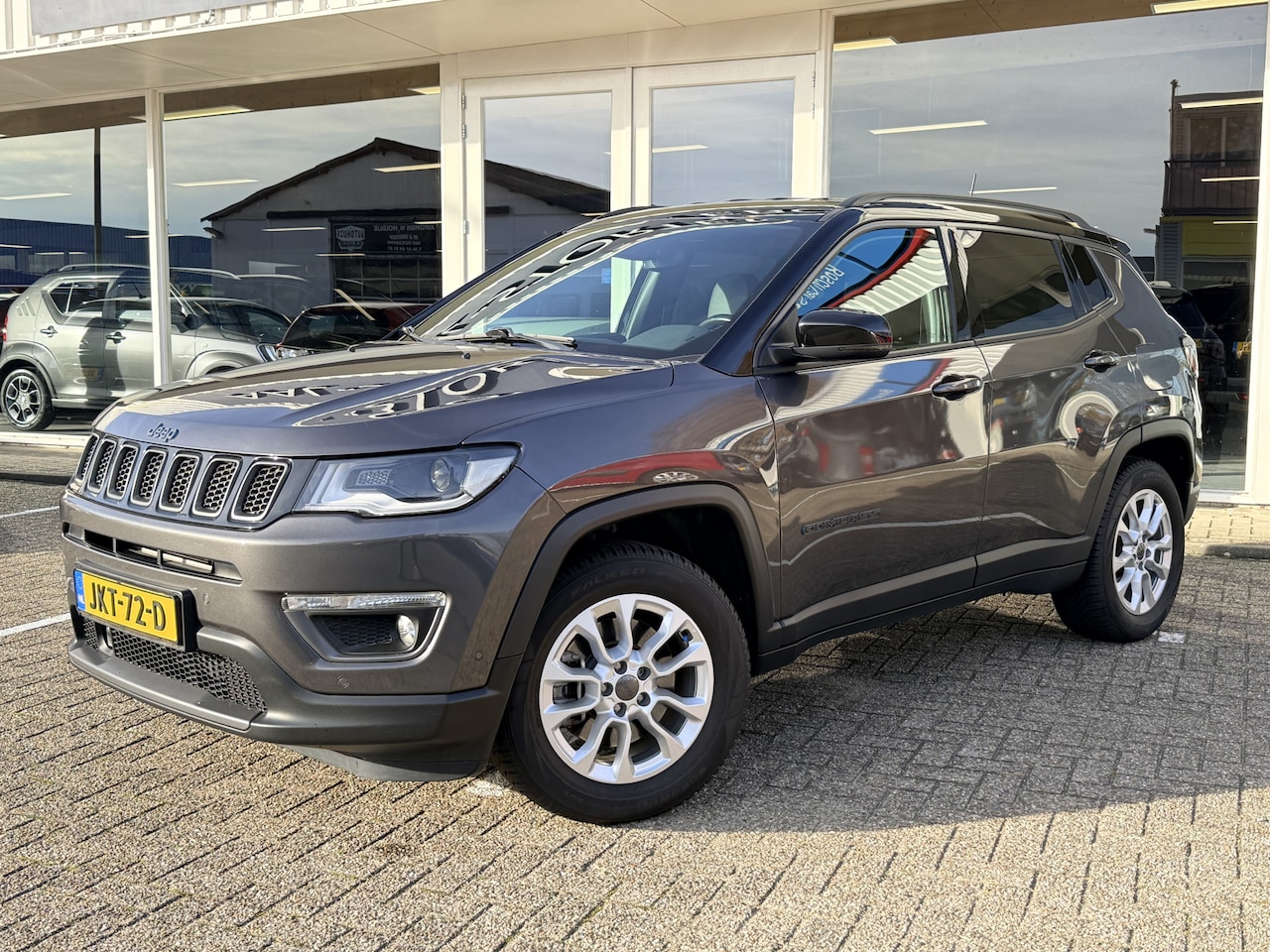 Jeep Compass - 4xe 240 Plug-in Hybrid Electric S | LED | Keyless | Apple Carplay | Stuur- en Stoelverwarm - AutoWereld.nl
