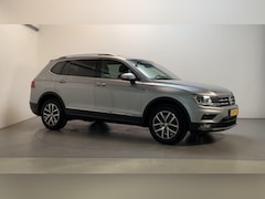 Volkswagen Tiguan Allspace - 1.5 TSI 150pk DSG Comfortline Business Panoramadak Alcantara Stoelverwarming Navigatie DAB