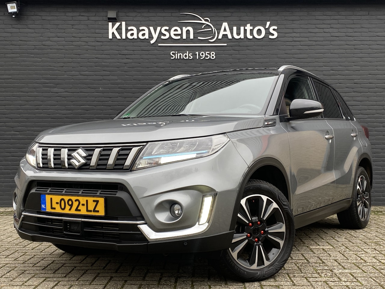 Suzuki Vitara - 1.4 Boosterjet Style 140 pk Smart Hybrid | navigatie | adapt. cruise control | camera | tw - AutoWereld.nl