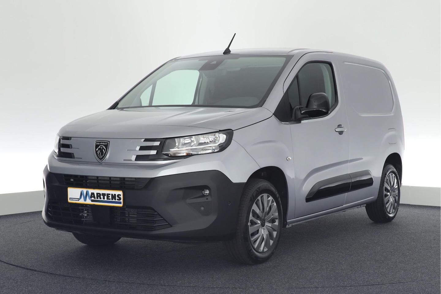 Peugeot Partner - 1.5 130pk H6 BlueHDi S&S L1 3Pers. Camera Navigatie Climate Control Parkeersensoren - AutoWereld.nl