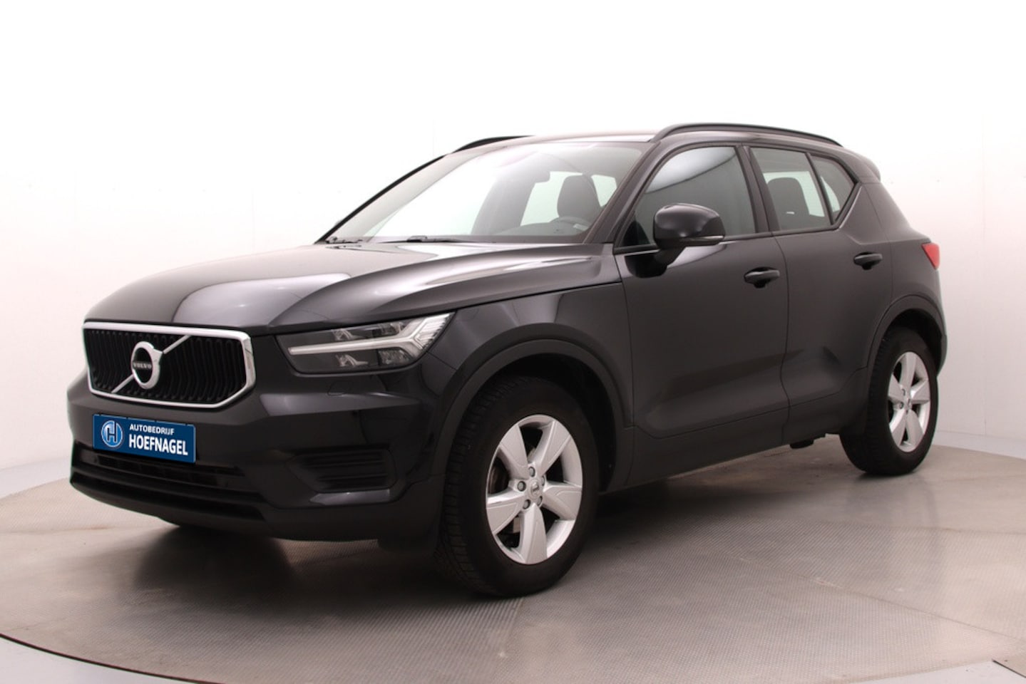 Volvo XC40 - 1.5 T3 Momentum | Trekhaak | Adaptive Cruise | Camera | Stoelverw. - AutoWereld.nl