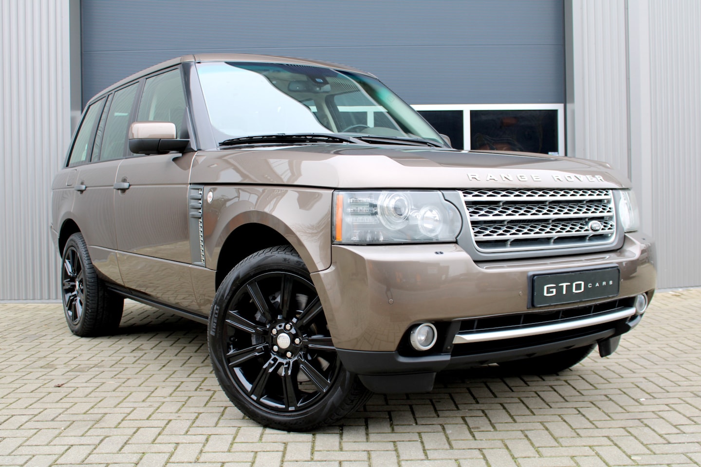 Land Rover Range Rover - 5.0 V8 Supercharged Autobiography /Youngtimer/ Complete historie/ Harman Kardon/ Pano - AutoWereld.nl