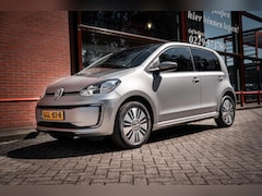 Volkswagen e-Up! - 16Kwh |Snellaadaansluiting | Cruise control | Parkeer hulp | Camera | Stoelverwarming | Cl