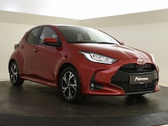 Toyota Yaris - 1.5 Hybrid Style | PDC V+A | BSM | Stuur en Stoelverwarming