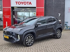 Toyota Yaris Cross - 1.5 Hybrid 130 Dynamic STOEL- STUUR- EN VOORRUITVERWARMING DRAADLOZE TEL. LADER