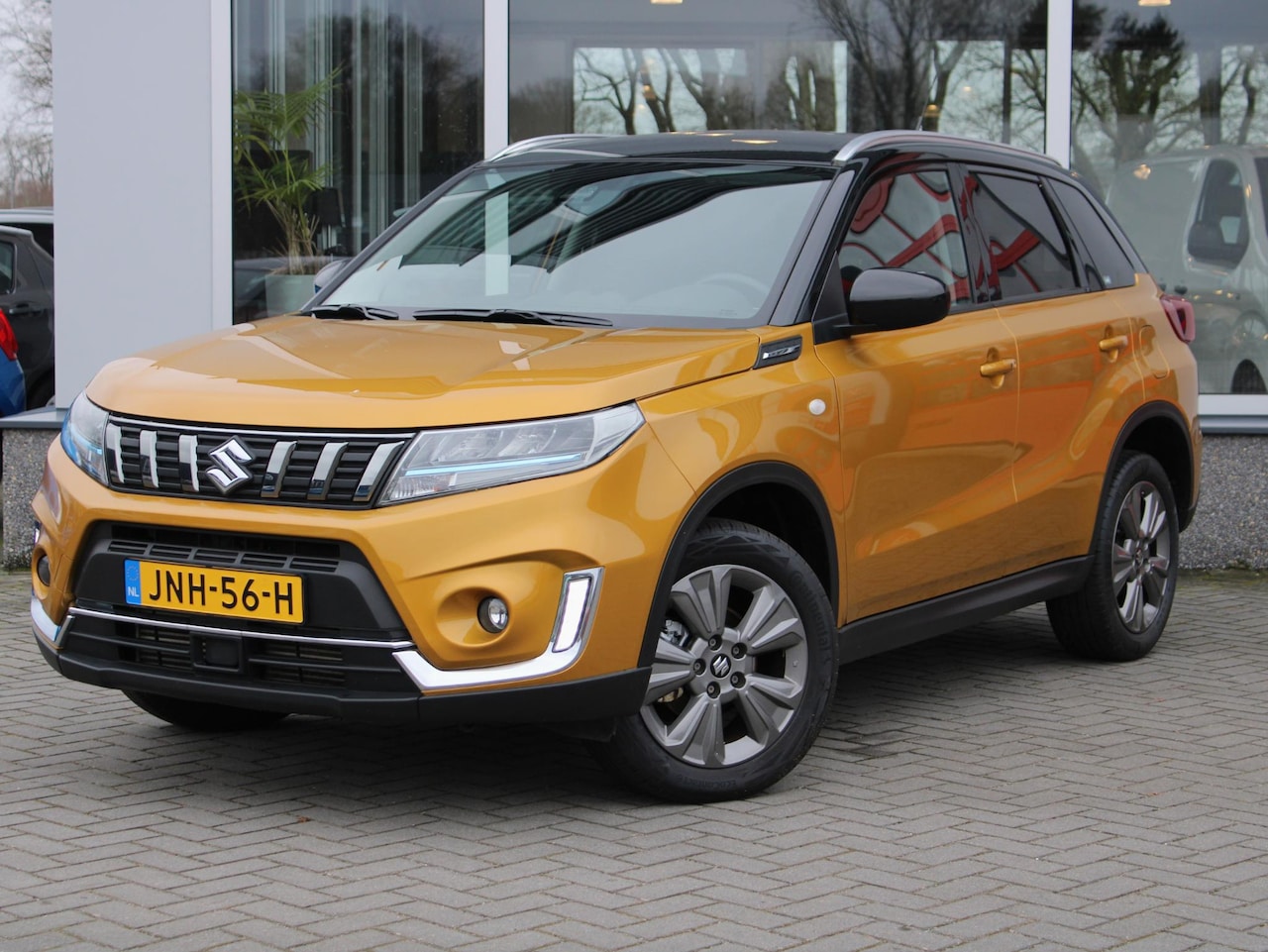 Suzuki Vitara - 1.4 Boosterjet Select Smart Hybrid Automaat Adaptieve Cruise en Climate Control, Carplay/A - AutoWereld.nl