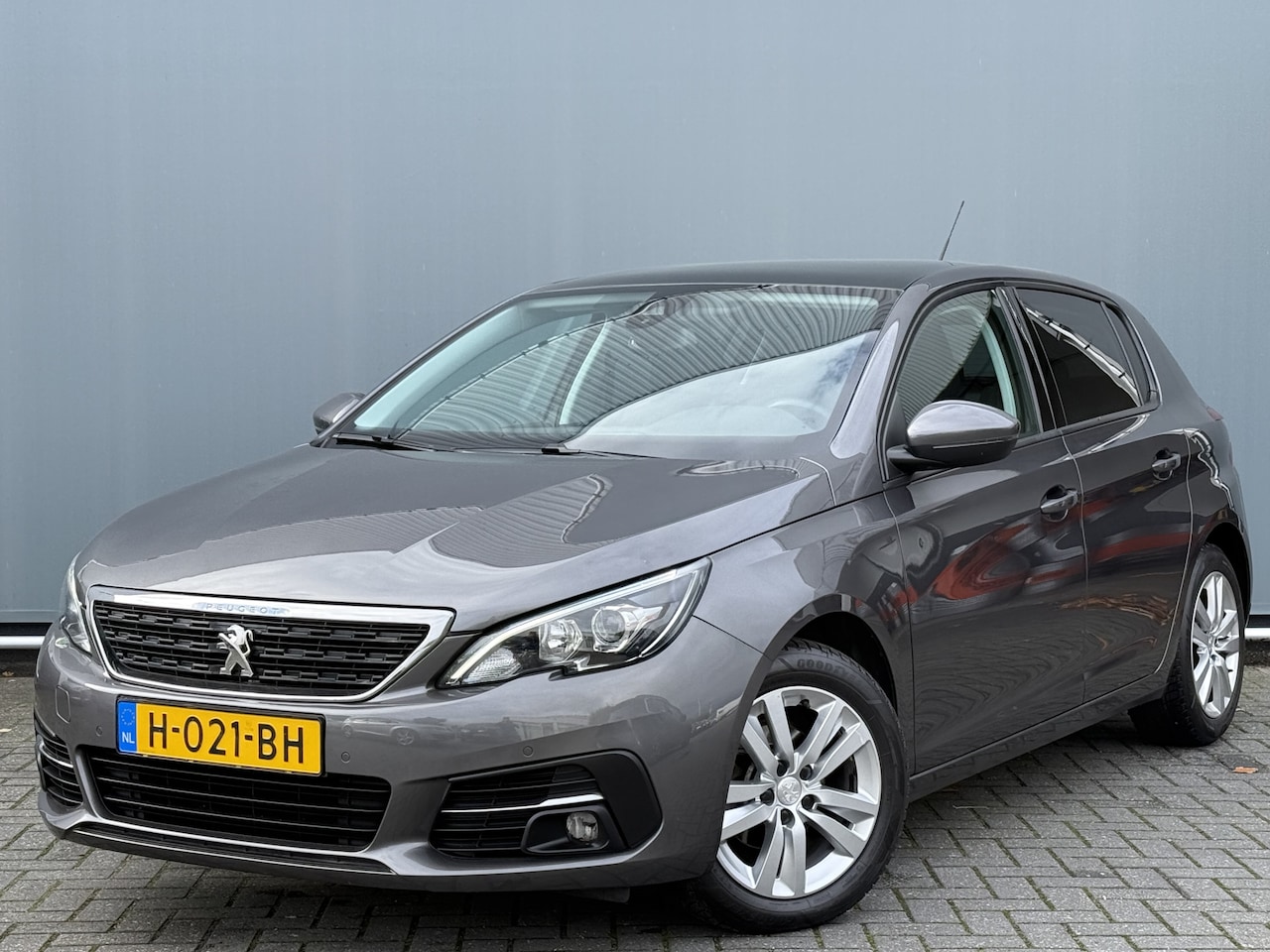 Peugeot 308 - BWJ 2020 1.2 111 PK Blue Lease Executive PANORAMA | CLIMA | NAVI | CRUISE | PDC | LMV | MU - AutoWereld.nl
