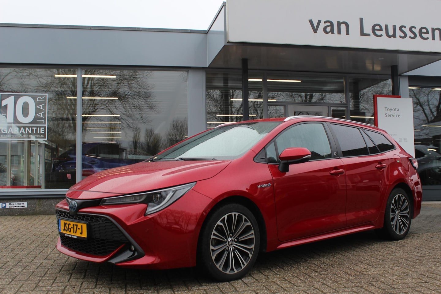 Toyota Corolla Touring Sports - 2.0 Hybrid DYNAMIC A/S BANDEN STOEL/STUUR&WISSERVERW. DODEHOEKDETECTIE KEYLESS APPLE CAR P - AutoWereld.nl