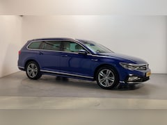 Volkswagen Passat Variant - 1.5 TSI 150pk DSG R-Line Business + Leder Virtual Cockpit Stoelverwarming Camera DAB+