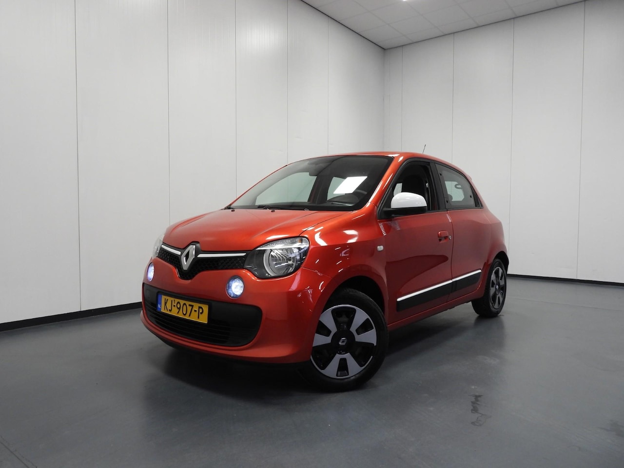 Renault Twingo - 1.0 SCe Collection AIRCO/CRUISE/BLUETOOTH! - AutoWereld.nl