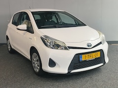 Toyota Yaris - 1.5 Full Hybrid Aspiration Rijklaar + 12 maanden Bovag-garantie Henk Jongen Auto's in Helm