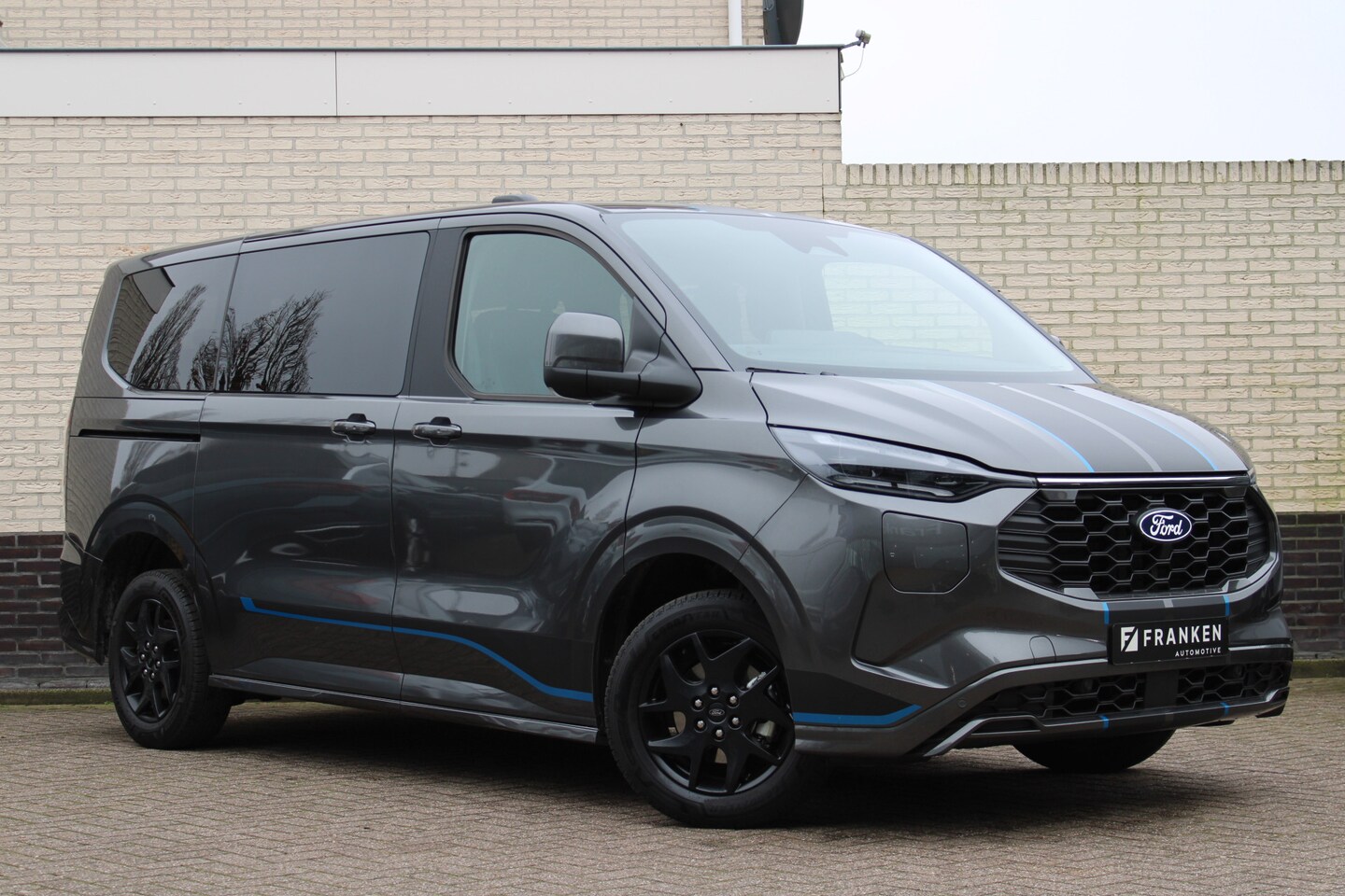 Ford Model T - Custom PHEV L1H1 Sport | 8P | AGR | B&O | Trekhaak | Led matrix - AutoWereld.nl