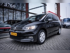 Volkswagen Touran - 1.5 TSI Highline | 7 persoons | Automaat | DAB+ | App-connect | Adaptieve cruise control |