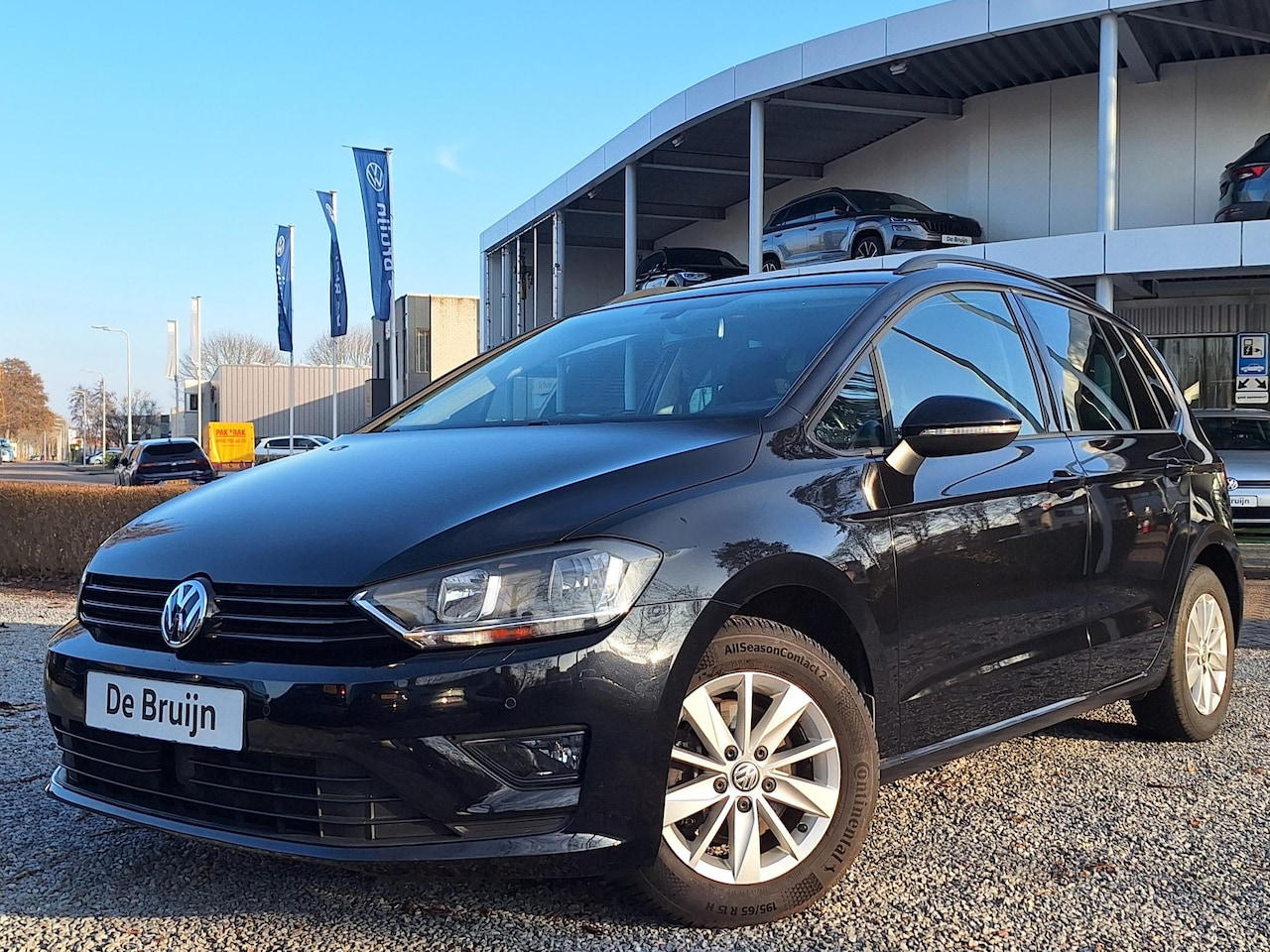 Volkswagen Golf Sportsvan - 1.2 TSI 110pk DSG Comfortline (Trekhaak,Clima,Navi,Pdc) - AutoWereld.nl
