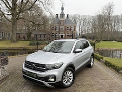 Volkswagen T-Cross - 1.0 TSI Life | 110 PK | CarPlay | Adaptive Cruise | PDC Voor + Achter |