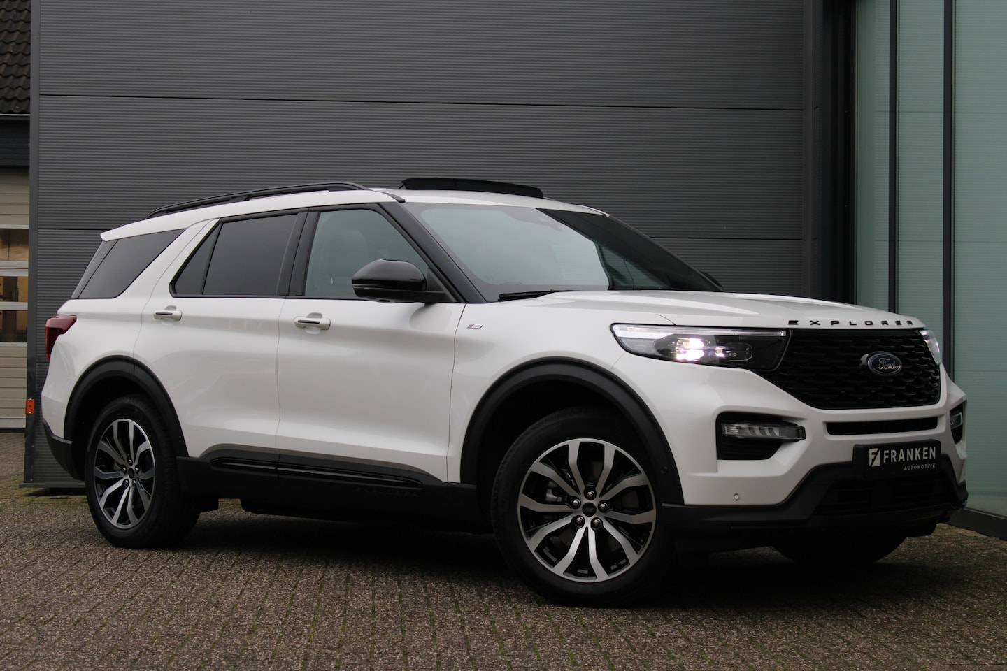 Ford Explorer - 3.0 V6 EcoBoost PHEV ST-Line | Trekhaak | Leder | Panoramadak | B&O - AutoWereld.nl