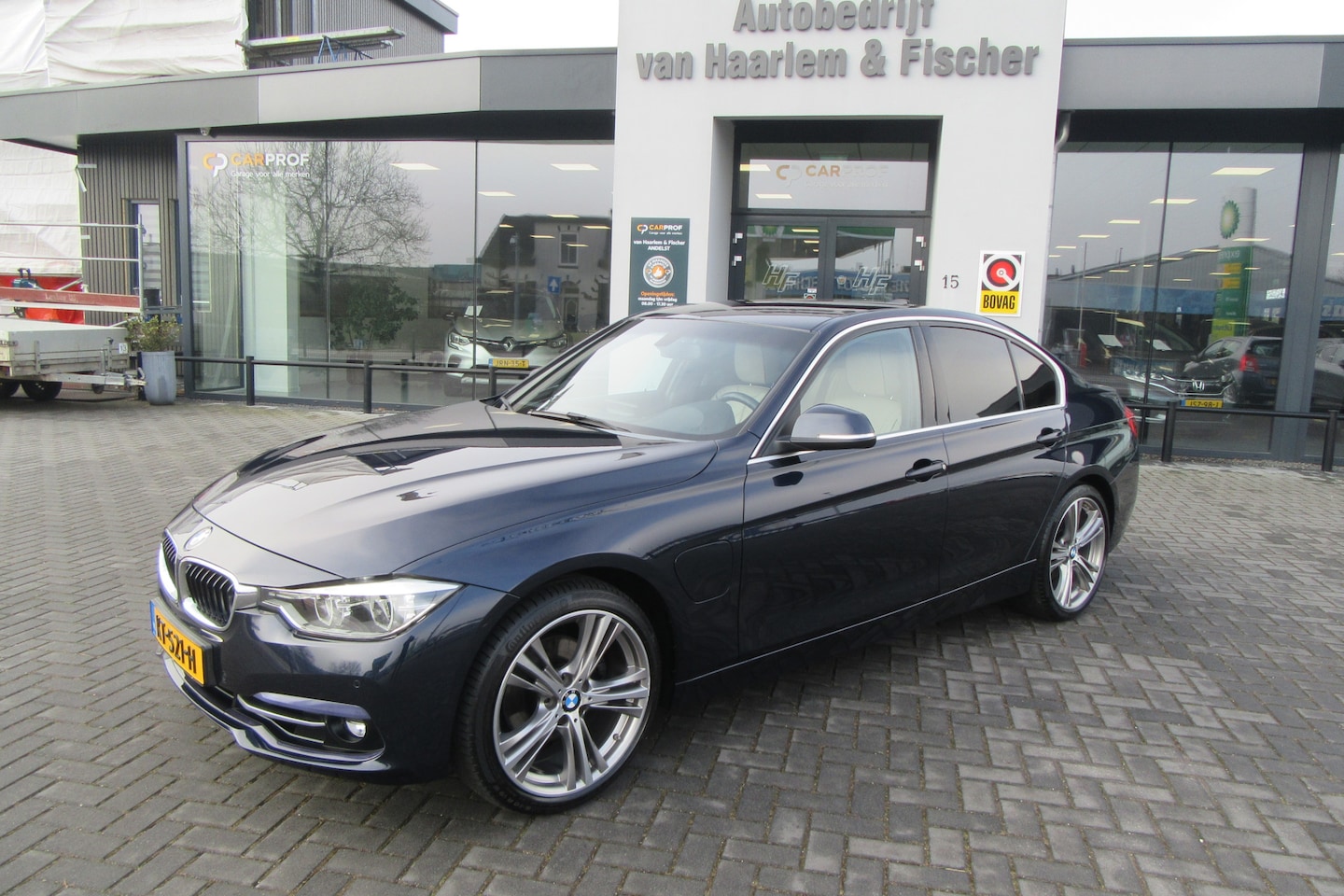 BMW 3-serie - 330e Performance High Executive, Harman Kardon - AutoWereld.nl