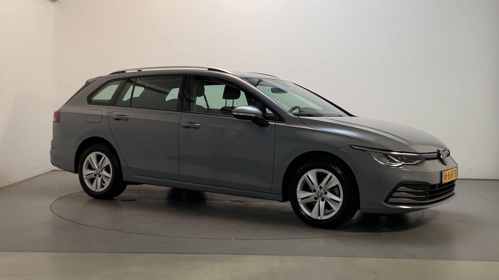 Volkswagen Golf Variant - 1.0 TSI 110pk Life Camera DAB+ Navigatie - AutoWereld.nl