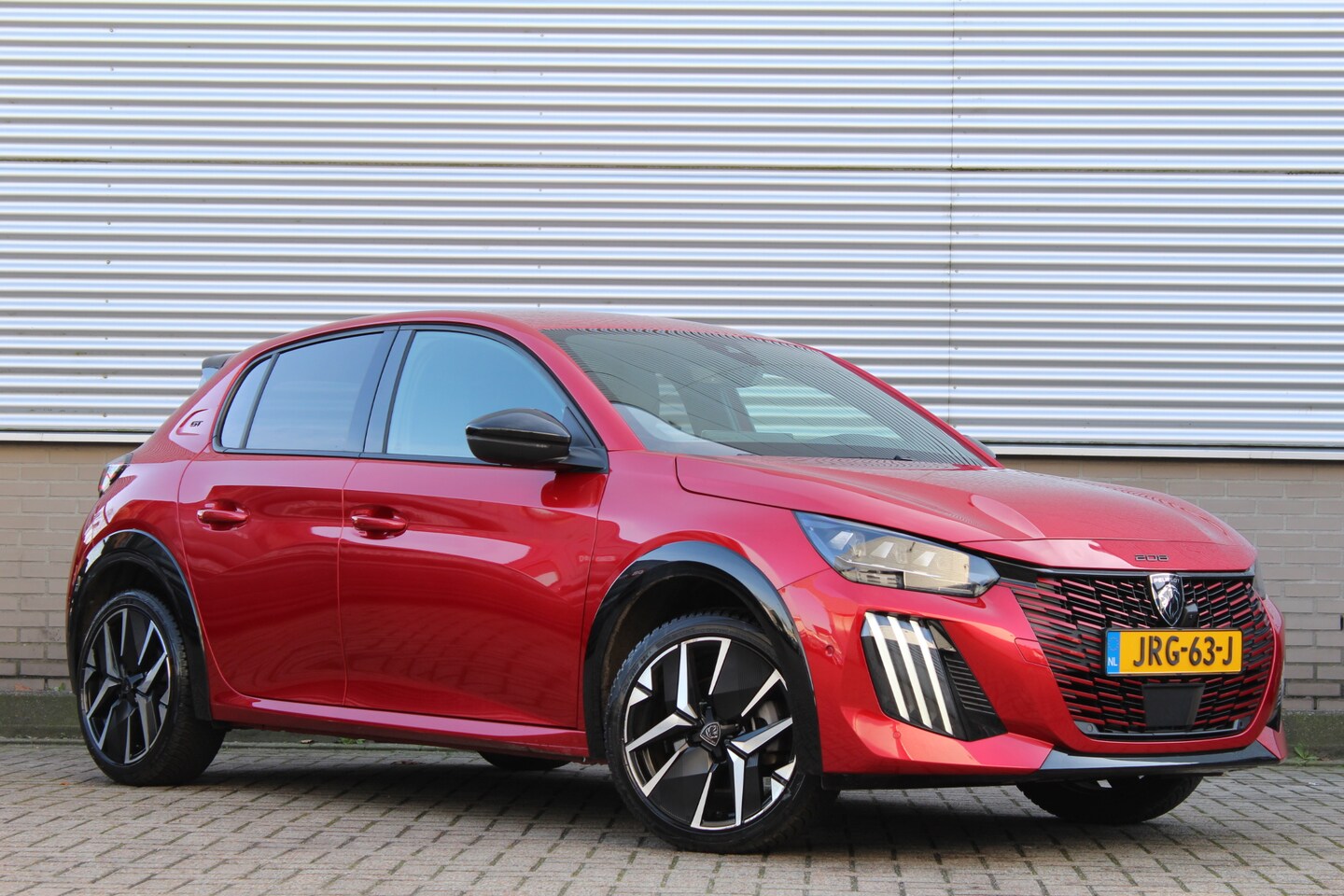 Peugeot 208 - Hybrid e-DCS6 GT | Navigatie | Led | Adaptieve cruise | BLIS - AutoWereld.nl