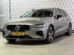 Volvo V60 - 2.0 T8 Twin Engine AWD R-Design/Pano/Memory/Camera/Carplay