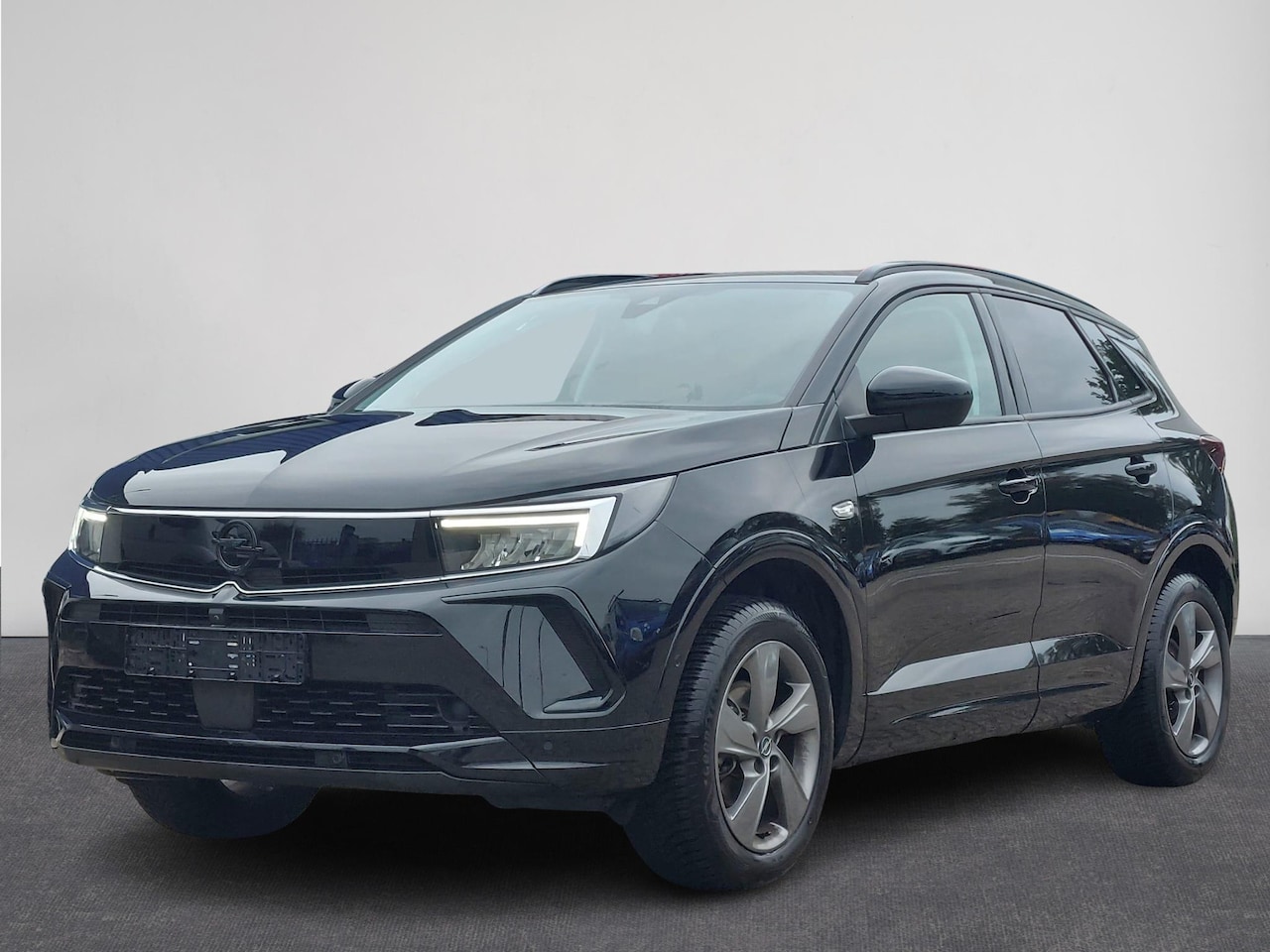 Opel Grandland - 1.2 Turbo GS | Automaat | Camera | Carplay | Airco | Navi | LM velgen | Stuur - Stoelverwa - AutoWereld.nl