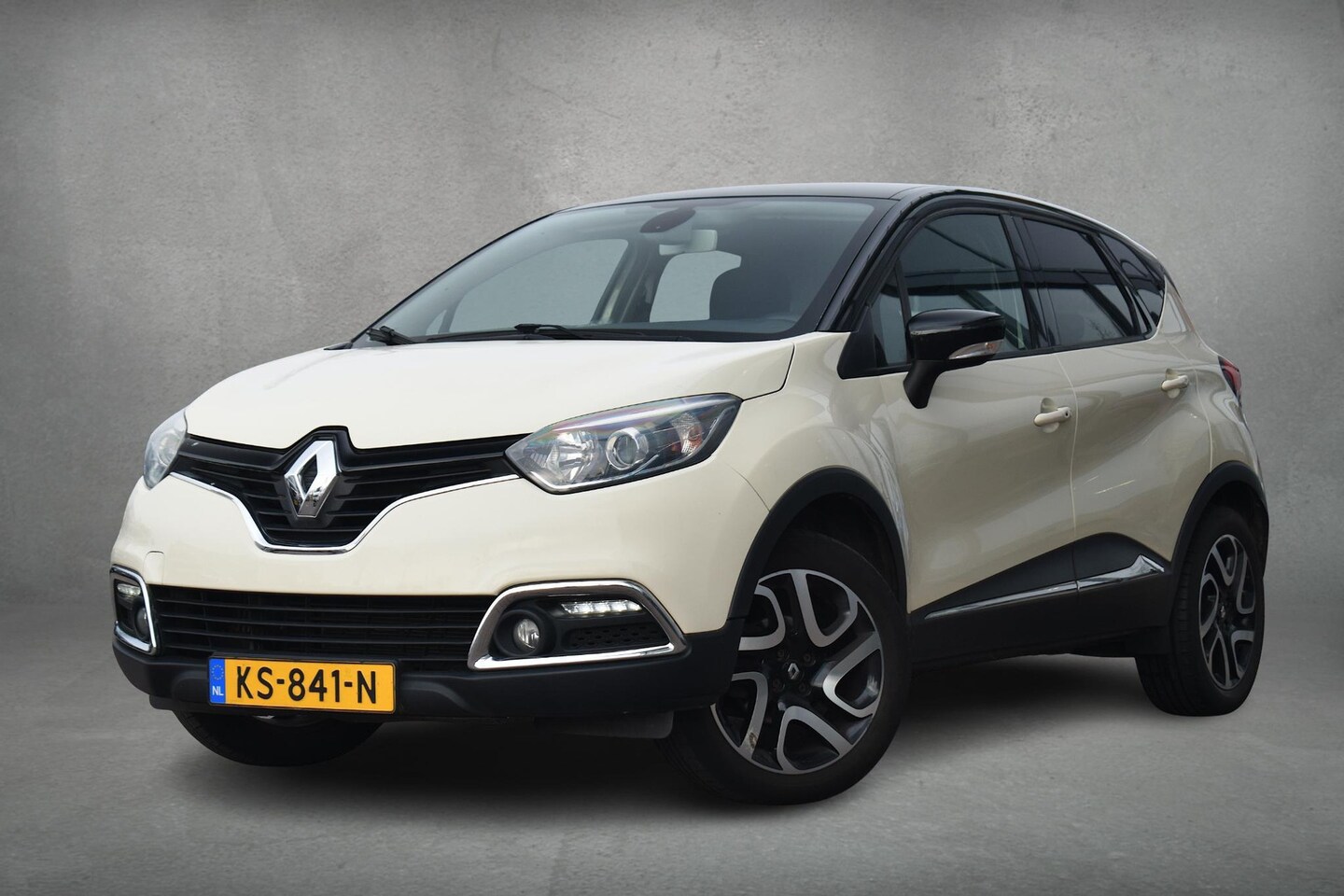 Renault Captur - 0.9 TCe Expression | Airco | Cruise | 16" LM Velgen - AutoWereld.nl