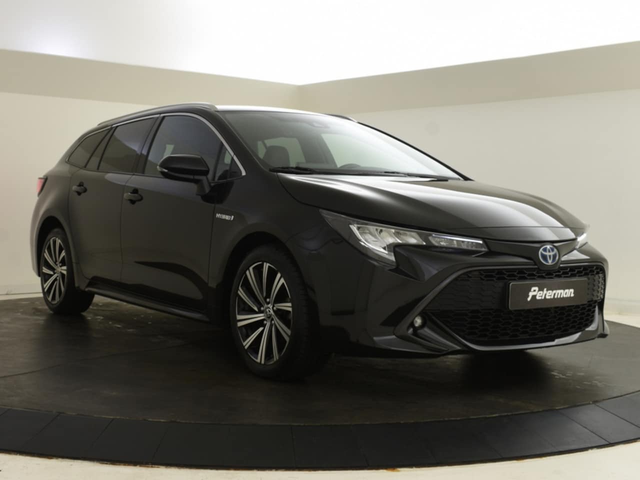 Toyota Corolla Touring Sports - 1.8 Hybrid Dynamic | Stoelverwarm. | Carplay - AutoWereld.nl