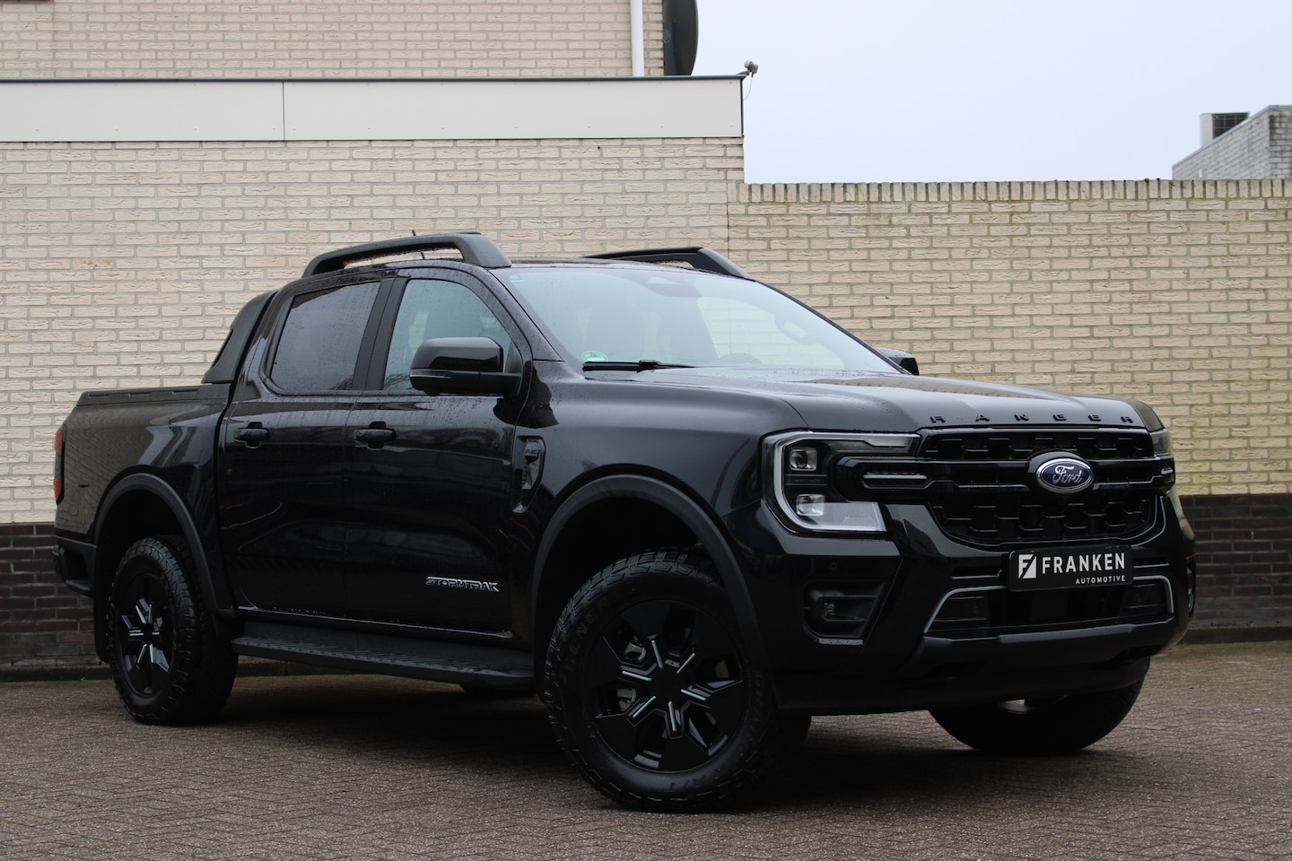 Ford Ranger - 2.3 PHEV Double Cab Stormtrak | Matrix | B&O | Leder | Elektr. rollo | Full - AutoWereld.nl