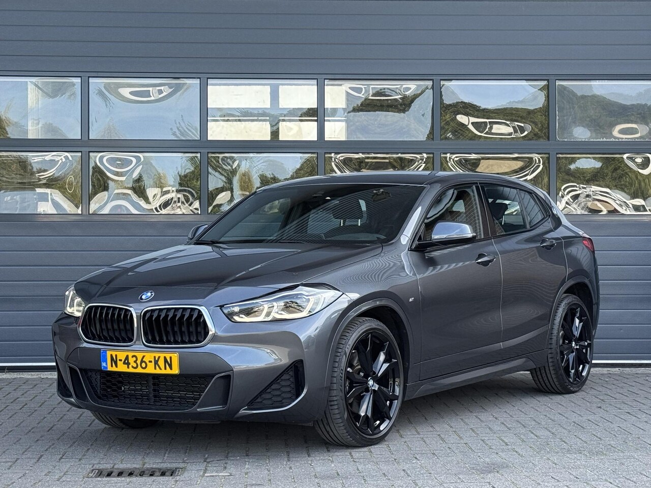BMW X2 - SDRIVE20I BUSINESS EDITION I AUTOMAAT I M SPORT I LEDER I 178PK I CAMERA I KEYLESS I NAVIG - AutoWereld.nl