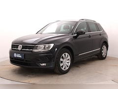 Volkswagen Tiguan - 1.5 TSI ACT Comfortline | Automaat | Adaptive cruise | Stoelverwarming | Navigatie | Camer