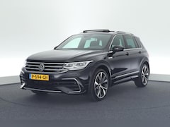 Volkswagen Tiguan - 1.5 TSI 150pk DSG R-Line Business+ Trekhaak Camera Keyless Stoelverwarming Virtual Cockpit