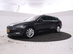 Skoda Superb Combi - 1.5 TSI ACT Sportline Business Camera, Stoelverwarming, Panorama schuif/kantel, Apple Carp