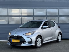 Toyota Yaris - 1.5 HYBRID ACTIVE I AUTOMAAT I APPLE CARPLAY I P-CAMERA I ADAPT. CRUISE CONTROL