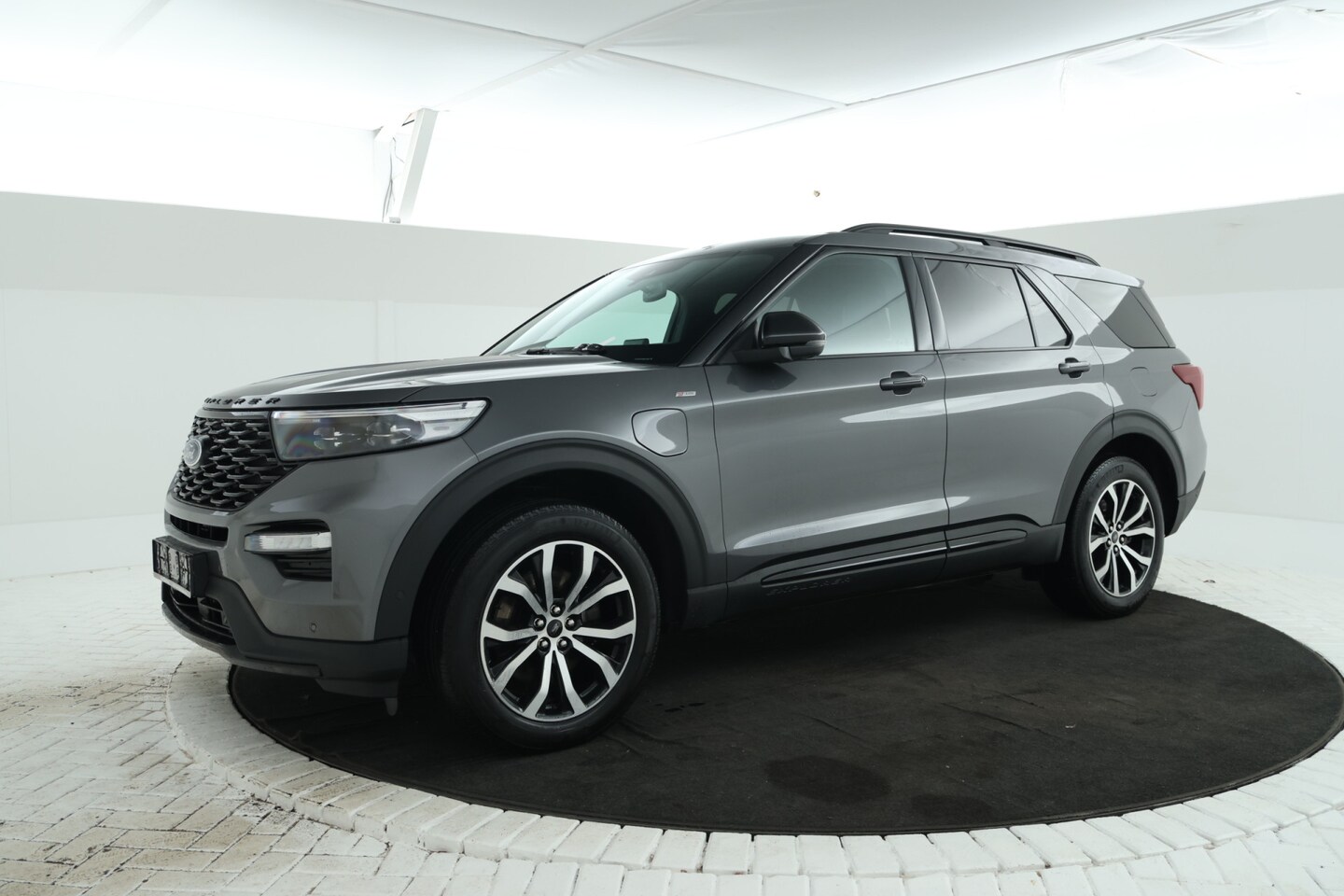 Ford Explorer - 3.0 V6 EcoBoost PHEV ST-Line 7 Pers. Automaat, Navigatie, Leer, climate - AutoWereld.nl