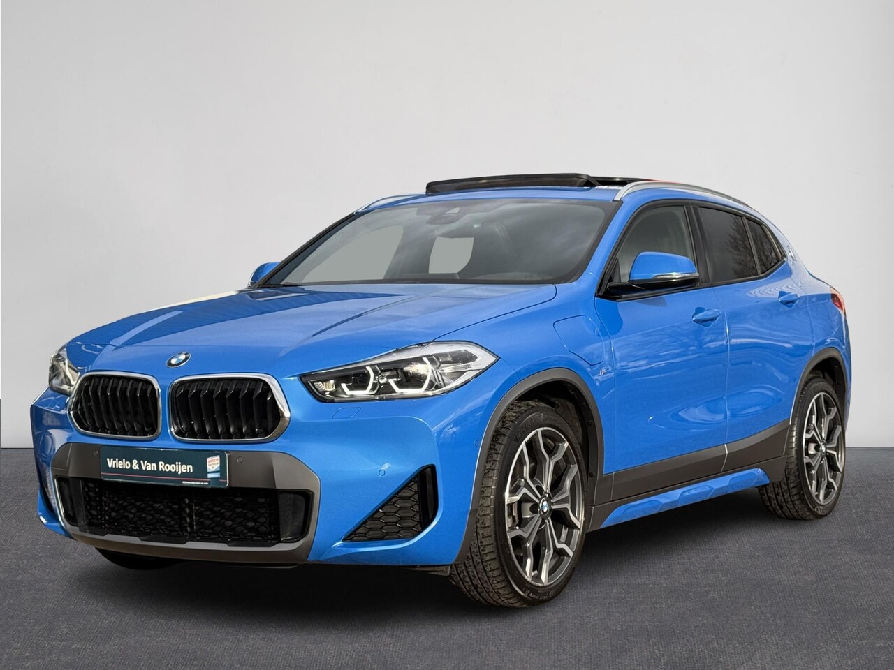 BMW X2 - xDrive25e High Executive Automaat |M Pakket | Panodak | HK | Elektr Stoelen | Leer | ACC ( - AutoWereld.nl