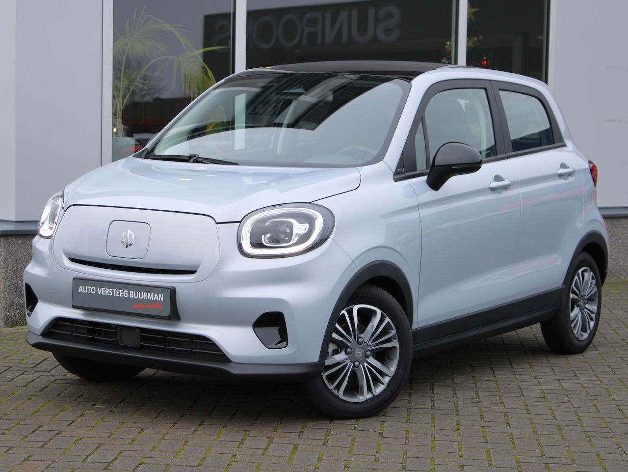 Leapmotor T03 - Design 37.3 kWh 95PK Panoramadak, Cruise Control, Achteruitrijcamera, Navigatie, Airco - AutoWereld.nl