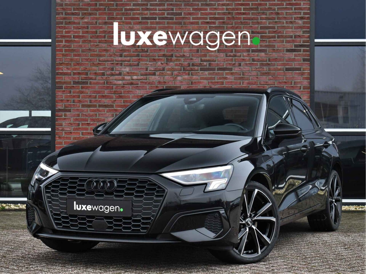 Audi A3 Sportback - 40 TFSI e S-Line S-zetels ACC B&O El-klep Camera 19inch - AutoWereld.nl