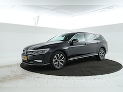 Volkswagen Passat Variant - 2.0 TDI Elegance Business R Automaat, Leer, virtual, Climate,