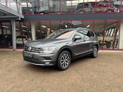 Volkswagen Tiguan Allspace - 1.5 TSI Comfortline Business | 1e NL Eigenaar | ACC | Elec. klep | Stoelverwarming |