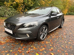 Volvo V40 Cross Country - 2.5 T5 Summum 2.5 T5 Cross Country 254PK AUTOM. ACC CAM TREKHAAK