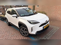 Toyota Yaris Cross - 1.5 Hybrid Executive | 360˚ Camera | Trekhaak | Stoel-/Stuurverw. | 18" | Carplay | Dodehoek | Elek Achterklep