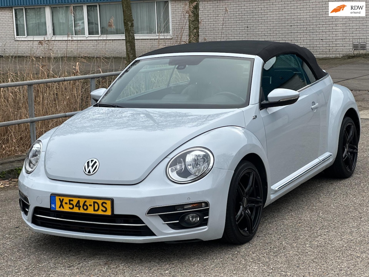 Volkswagen Beetle Cabriolet - 1.2 TSI R-Line!Design BlueMotion!2018!PDC!Camera!Leer! - AutoWereld.nl