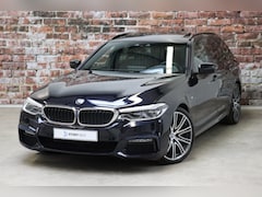 BMW 5-serie Touring - 520i High Executive M Sport Pakket Automaat / Panoramadak / Head-Up Display / Hifi / Comfo