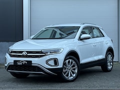 Volkswagen T-Roc - 1.5 TSI Style | Camera | Apple Carplay | Trekhaak | IQ Light