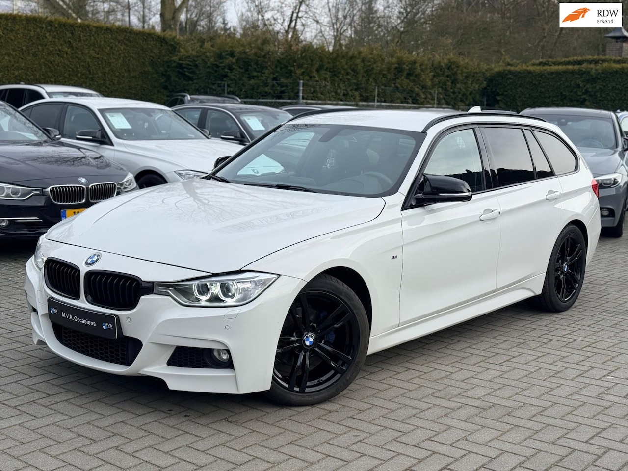 BMW 3-serie Touring - 316i M Sport Edition|Nieuwen Ketting + Klepseals|Nieuwe 18 inch|Navigatie|Stoelverwarming. - AutoWereld.nl