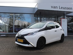 Toyota Aygo - 1.0 VVT-i X-NOW EL-RAMEN AIRCO RADIO LED DAGRIJVERLICHTING CENTR. PORTIER VERGR