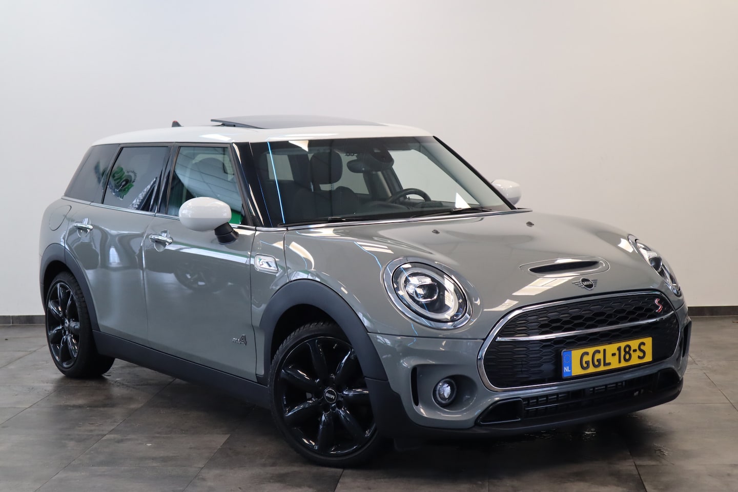 MINI Clubman - Mini 2.0 Cooper S ALL4 Chili Cruise/Climate Panoramadak Automaat 24 maanden garantie mogel - AutoWereld.nl