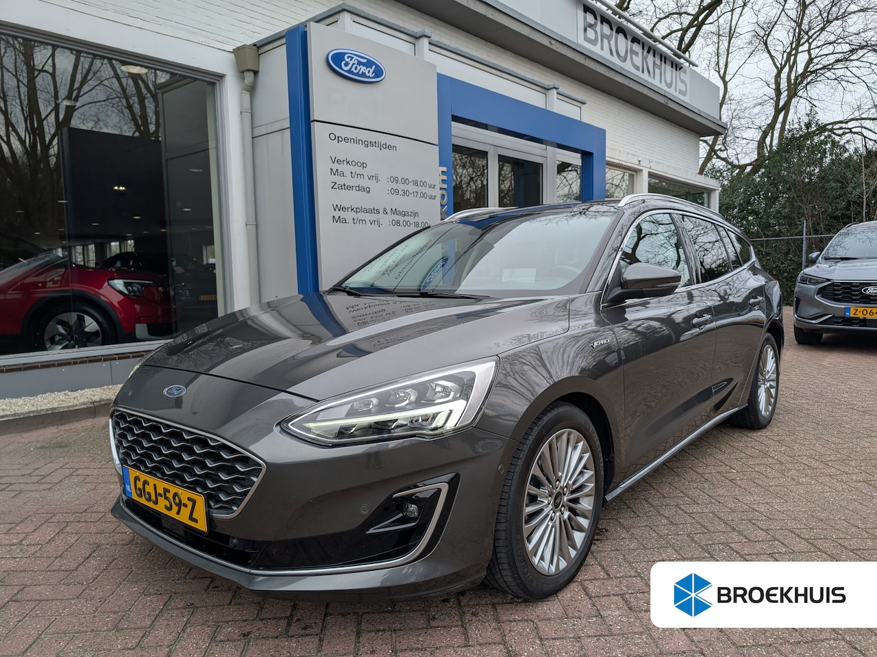 Ford Focus Wagon - Focus | Stoelverwarming | Carplay | Adap. Cruise | Keyless - AutoWereld.nl